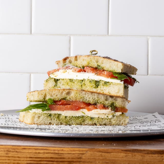 Focaccia Caprese.